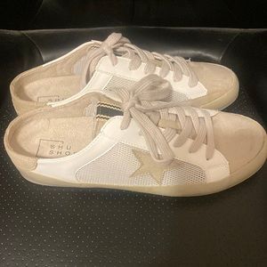 SHU SHOP SHOES DISTRESSED NEW